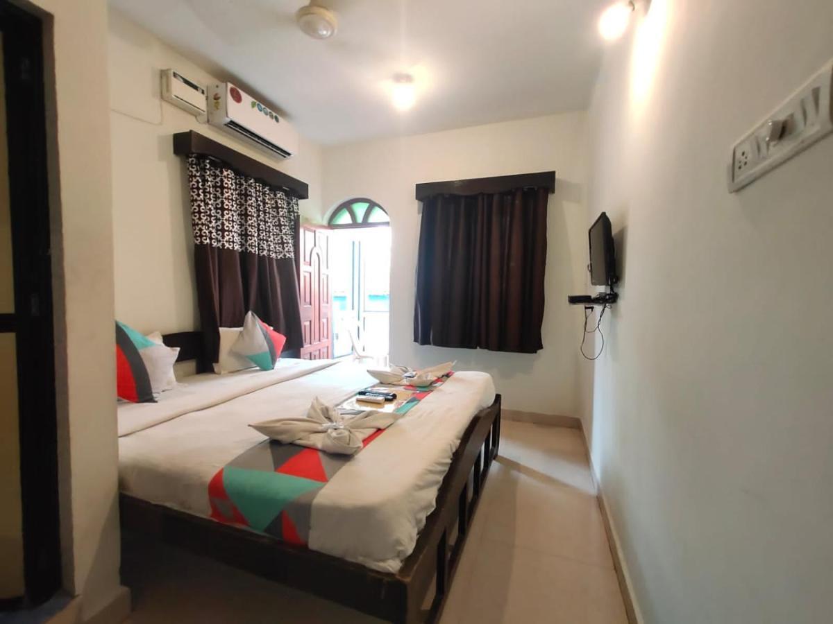Rj14 Accommodations At Baga Beach Esterno foto