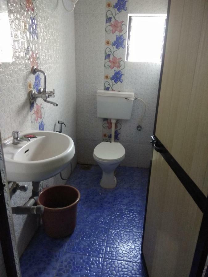 Rj14 Accommodations At Baga Beach Esterno foto